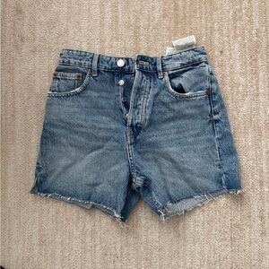 Denim Shorts in Blue